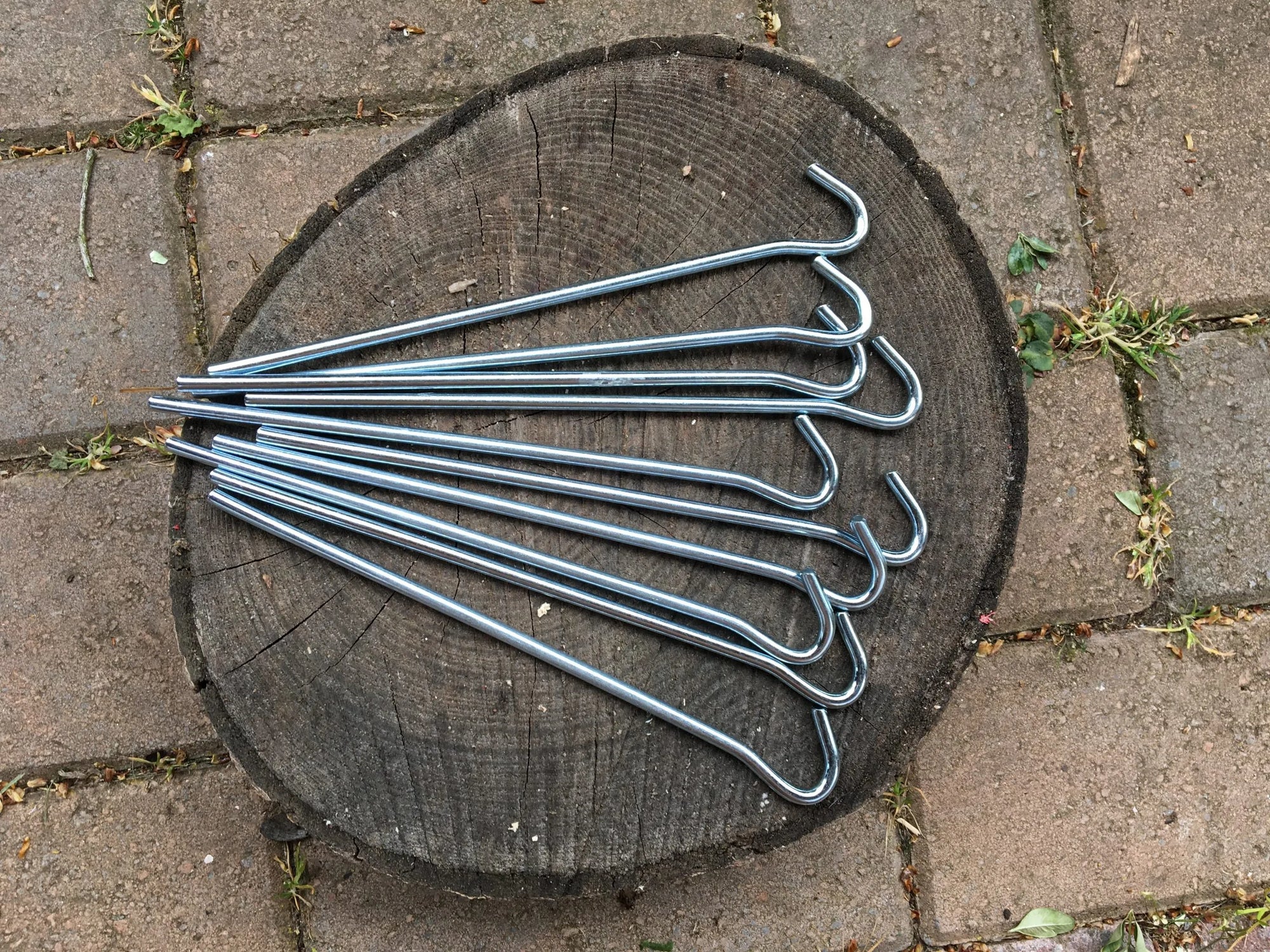 Wire Steel Tent Pegs - 21cms (8")