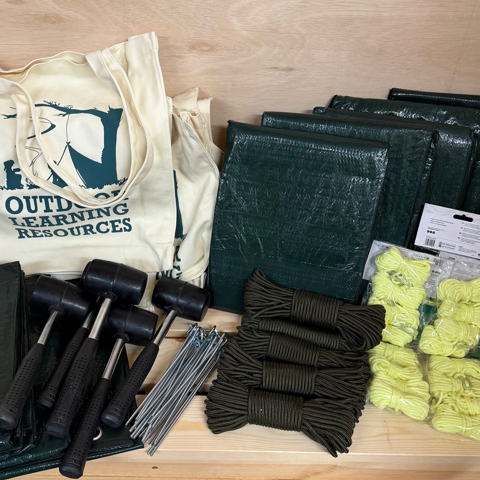 Den Building with Groups Kit